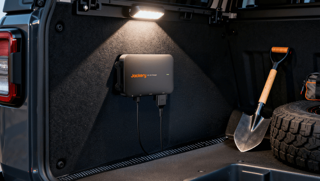 Jackery Explorer 3000 v2 DC-DC Alternator Charger